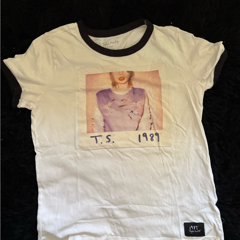 Taylor Swift 1989 White Tee with Black Patch